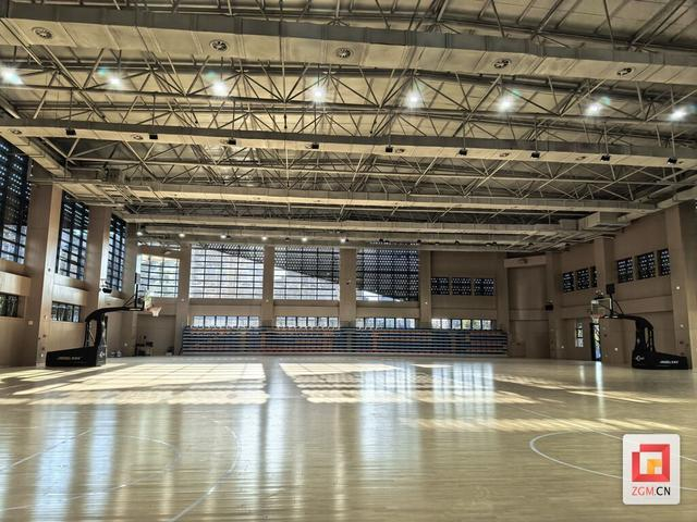 富顺篮球训练馆落成!四川蜀道远达女篮正式驻训|四川女篮|WCBA|体育|球队|周嘉_新浪新闻